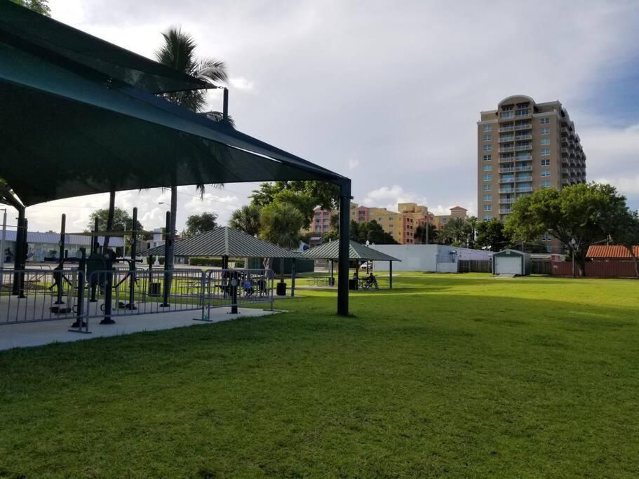 My Lovely Home In Miami 15 Minutes From The Beach Exterior foto